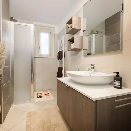 Lorry Living Aria, Fitness & Relax